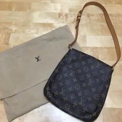 ルイヴィトン ショルダーバックのサムネイル