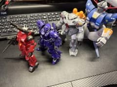 ガンプラ 完成品 塗装済み 4体セットHGのサムネイル