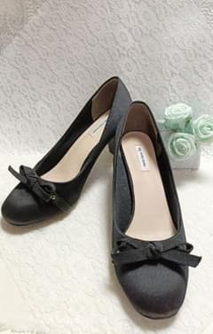 marie claire bis ブラック パンプス 23.5cmのサムネイル