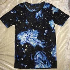 《うーさん 様 専用‼️》宇宙柄カットソーのサムネイル