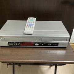 SHARP DV-NC700 VHS・DVDプレーヤー リモコン付 ジャンク品 - メルカリ