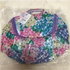 新品未開封fafaマルチフラワー柄リュックのサムネイル