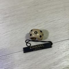 CHANEL ベージュ ドットリング - メルカリ