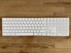 APPLE MAGIC KEYBOARD(テンキー付き-US)のサムネイル