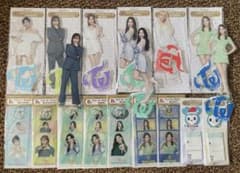TWICE アクリルスタンド フォトキーホルダー18点セット - メルカリ