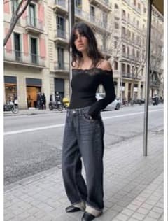完売品⭐︎ZARA オフショルダーTシャツ M ブラック　レース 完売品✨】ZARA レース オフショルダーTシャツ 黒色Sサイズ - メルカリ