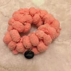 AAA赤シュシュのサムネイル