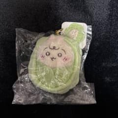 ちいかわベビー　キャベツに包まれたうさぎマスコットのサムネイル