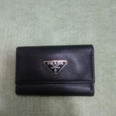 PRADA レザー キーケース 黒のサムネイル