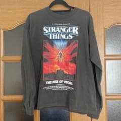 最終お値下げ♪♪ 新品タグ付き ストレンジャー・シングス Tシャツ M 