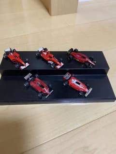 ミニチュア　フェラーリのサムネイル