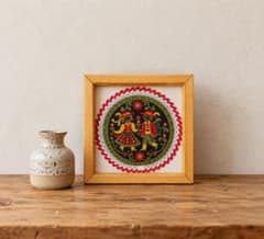 オーストリア製 民族刺繍 額装 木製フレーム フォークアートのサムネイル