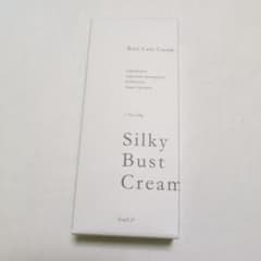 Silky Bust Cream 50g 日本製のサムネイル