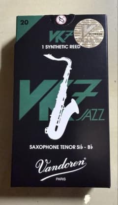 Vandoren VK7 JAZZ テナーサックス用合成リードのサムネイル