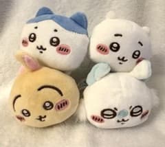 ガチャガチャ ちいかわ ねそべりぬいぐるみ 4種セットのサムネイル
