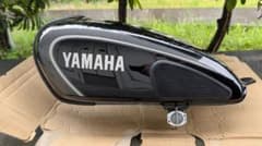 YAMAHA SR400 Blackedition 限定タンク - メルカリ