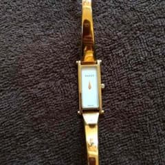 正規品GuccI時計ゴールドのサムネイル