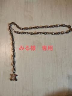 セリーヌ　チェーンベルト松嶋菜々子着用のサムネイル