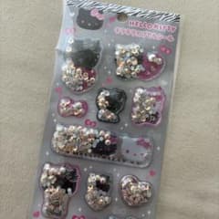 HELLO KITTY キラキラカプセルシールのサムネイル
