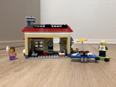 LEGO レゴクリエイター　プールサイドの休日　31067のサムネイル