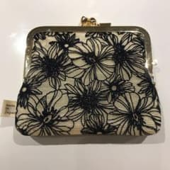 がま口財布のサムネイル