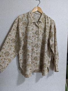 robes de conte  柄シャツのサムネイル