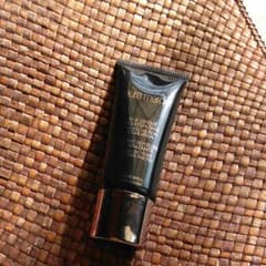 laura mercier ファンデーションのサムネイル