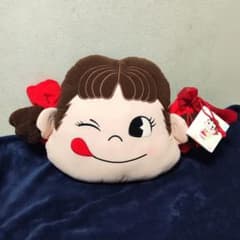 ペコちゃん抱きまくら & ペコちゃんフェイスクッション ペコちゃん フェイスクッション with ミルキー お菓子なし - メルカリ