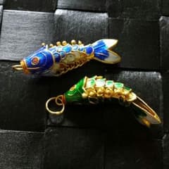 お魚ピアス　ネックレスパーツのサムネイル