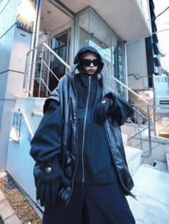 【DIG YOUR OWN GRAVE】star leather vestのサムネイル