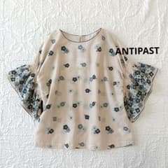 【新品未使用品】ANTIPAST　刺繍　ブラウス　エンブロイダリー 新品未使用品】ANTIPAST 刺繍 ブラウス エンブロイダリー - メルカリ