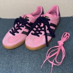 Adidas ガゼル　ピンク　スウェード　25.5cmのサムネイル