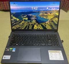 【長谷川様専用】Vivobook Pro 15 OLED M6500QCのサムネイル