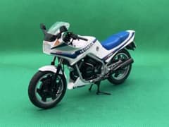ハセガワ 1/12 ホンダ VT250F（MC08）プラモデル完成品