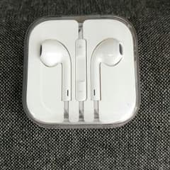新品☆アイフォン☆イヤフォン☆純正品☆iPhoneのサムネイル
