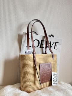 ストロー素材 ベージュ トートバッグ Loewe LOEWE ストロー トートバッグ ベージュ - メルカリ