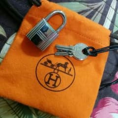 エルメス♡HERMES カデナ 南京錠のサムネイル