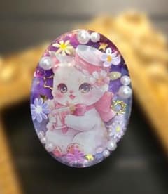 ねこちゃん お花とパールのレジンヘアゴム - メルカリ