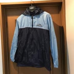 FILAウィンドブレイカーのサムネイル