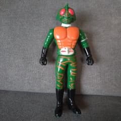 仮面ライダー アマゾン 1989 約16.5センチ ソフビフィギュア - メルカリ