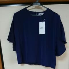 新品 未使用 フィフス フレア袖ブラウスのサムネイル