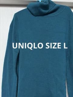 ミケブタ様　UNIQLO エクストラファインメリノリブタートルネックセーターのサムネイル