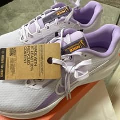 Nike テニスシューズ 紫色のサムネイル