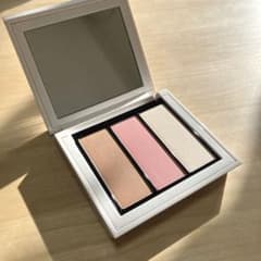 ZARA フェイスカラーパレットのサムネイル
