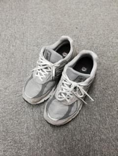ニューバランス NB990v4のサムネイル