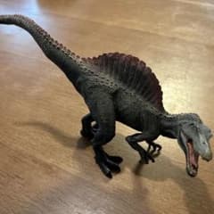 お値下げしました。スピノサウルス フィギュア 恐竜 模型　約30cmのサムネイル