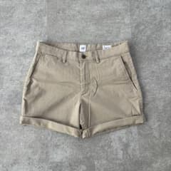 GAP ESSENTIAL KHAKI 7" SHORT 30サイズのサムネイル