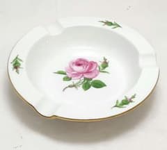 Y3947-2 Meissen マイセン 金彩 ピンクローズ アッシュトレー Y3947-2 Meissen マイセン 金彩 ピンクローズ アッシュトレー - メルカリ