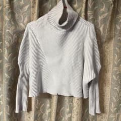 FLAY  I．Dのニット　前後着用可能の美品ニットですのサムネイル