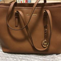 Michael Kors トートバック 正規品のサムネイル